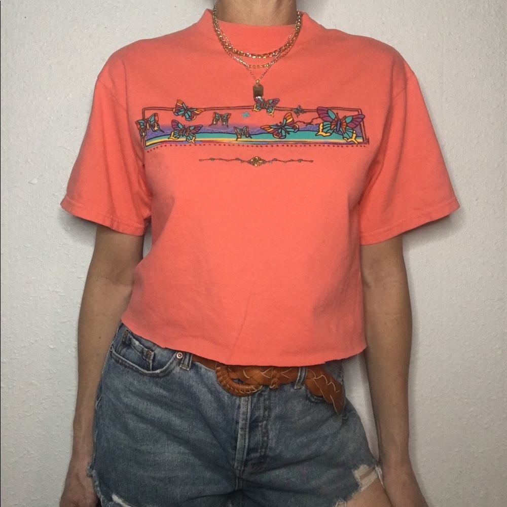 😡VTG butterfly cotton crop Tee
